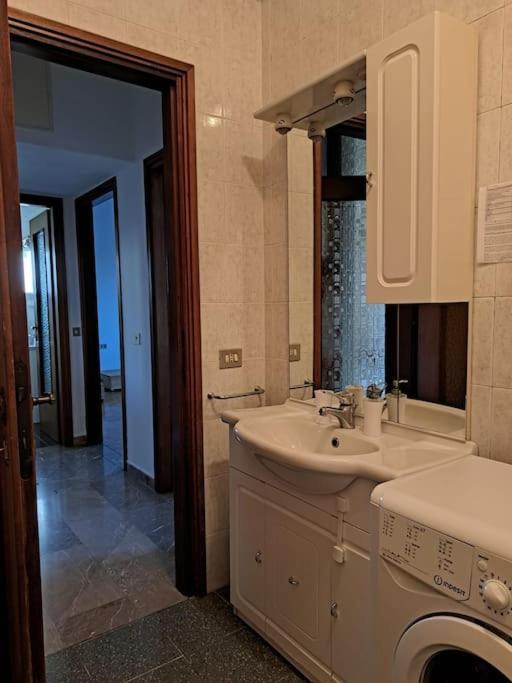 Guest House Lory Mailand Exterior foto